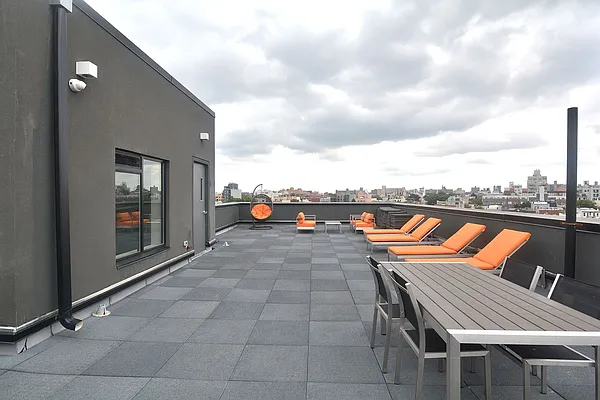 Rented by Hagstrom Management Inc | media 8