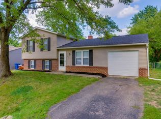 676 Hines Rd, Gahanna, OH 43230