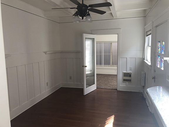 5th image of 1055 E Ocean Blvd APT I