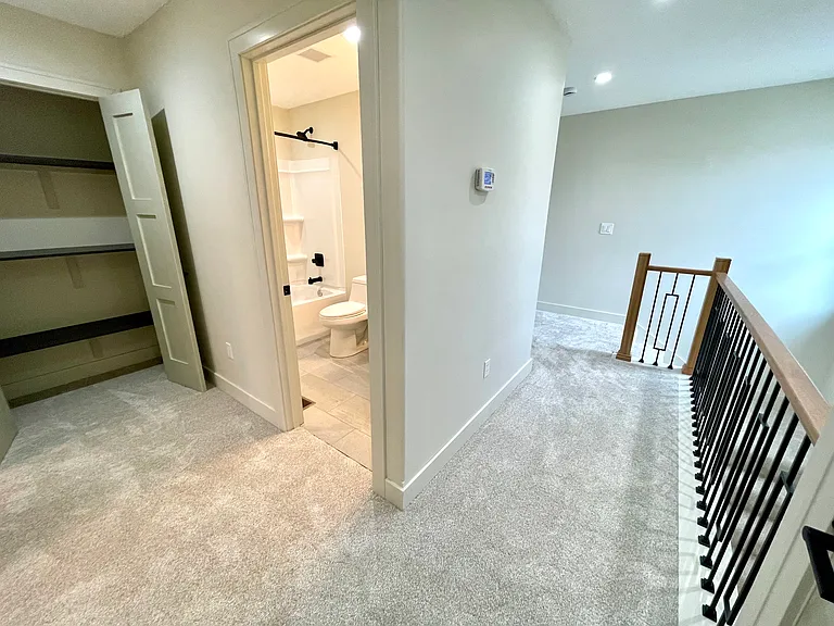 6711 New Town Ave #6711 — Photo 36