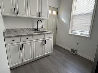 2004 Sepviva St, Philadelphia, PA 19125