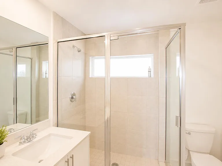 5085 SW 37th St — Photo 24