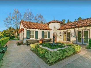 1633 Magnolia Cir, Vista, CA 92081