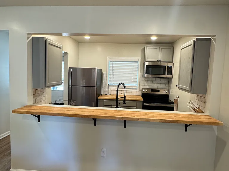 1107 N Oak St #1107 — Photo 11