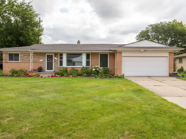 22552 Avon Ln, Southfield, MI 48075