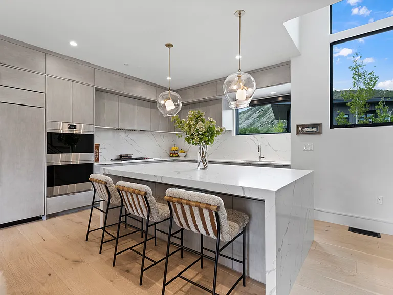 Open Kitchen