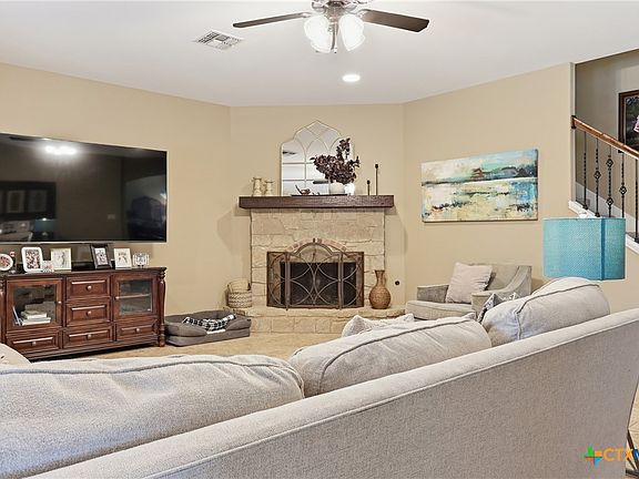 4th image of 106 Sky Ct