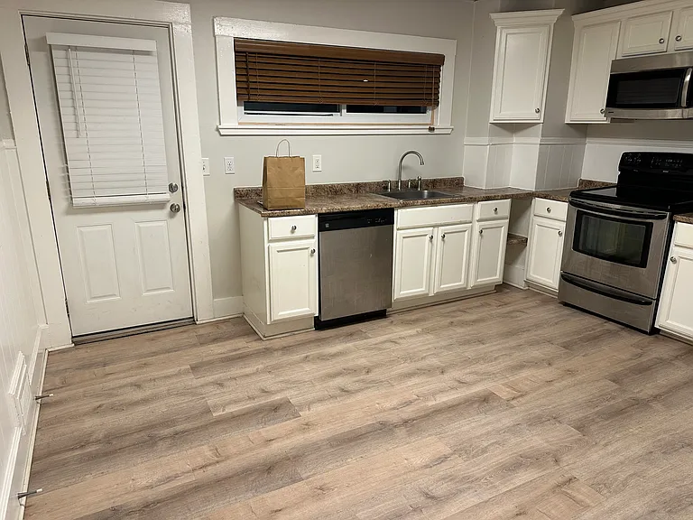 59 Greenwood St #1 — Photo 2