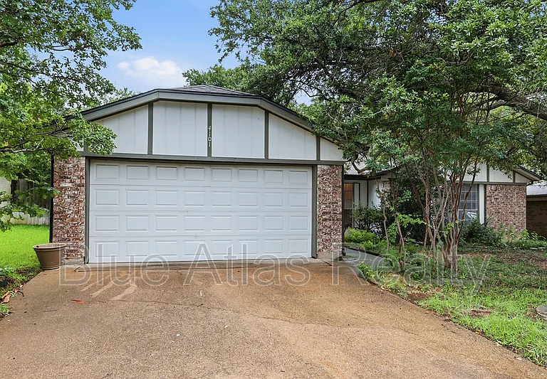 4101 Gentle Springs Dr — Photo 20