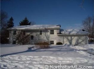 273 Walnut Ln, Apple Valley, MN 55124