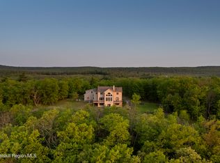 56 Woodland Ridge Rd, Kerhonkson, NY 12446