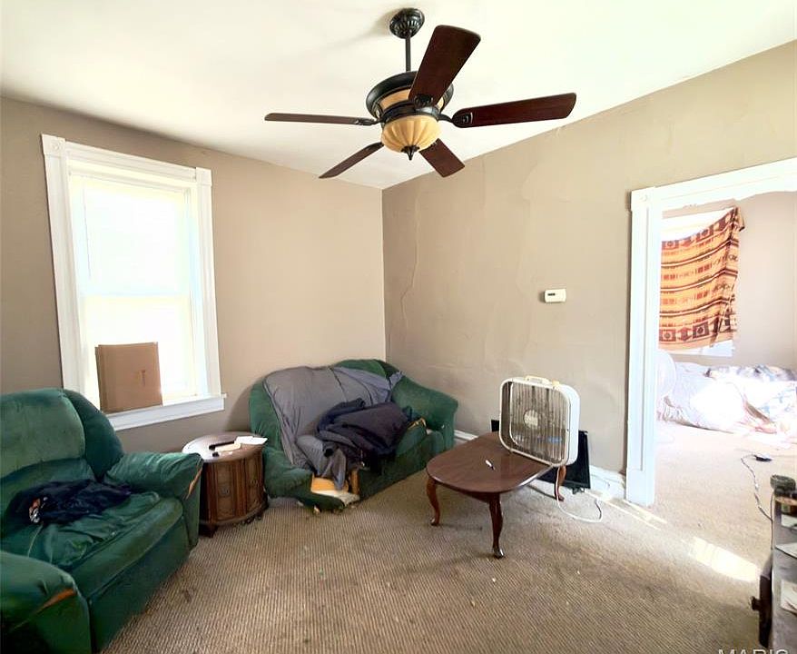 739 Regina Ave, Saint Louis, MO 63125 | Zillow