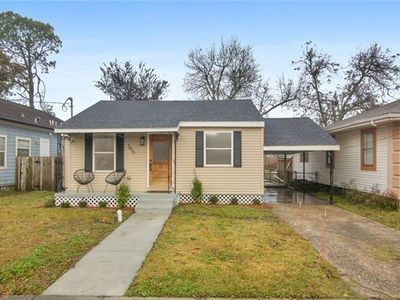 1010 Center St, Arabi, LA, 70032