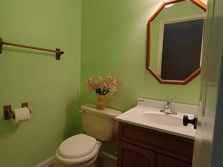 112 Stratford Ln #95 — Photo 16