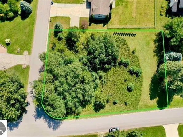 LOT 83 Mockingbird Ln, Cadillac, MI 49601