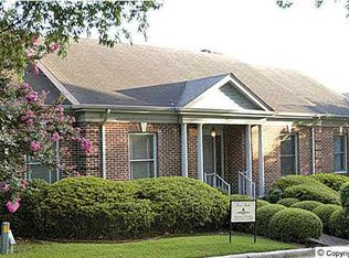 40 Saint Charles Sq, Huntsville, AL 35801