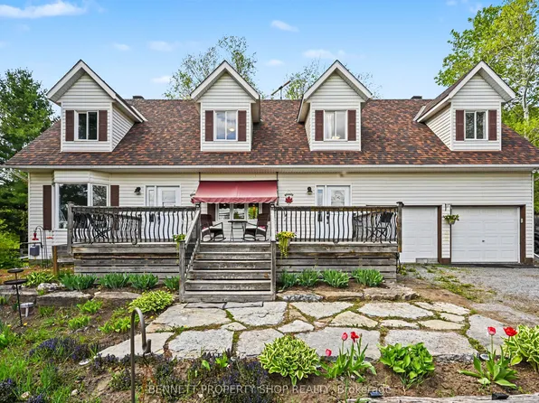 2290 Wolf Grove Rd, Lanark Highlands, ON K0A 1A0
