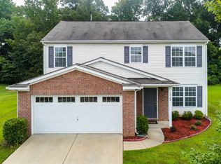 12108 Bending Branch Rd, Charlotte, NC 28227