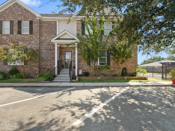 1805 Geerkin St APT 38, Pascagoula, MS 39581