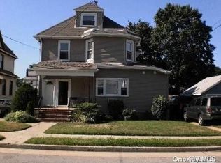 76 W Fairview Ave #2, Valley Stream, NY 11580