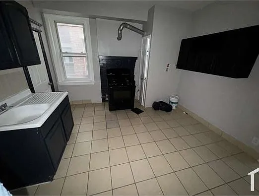 88 Pulaski St #6 — Photo 2