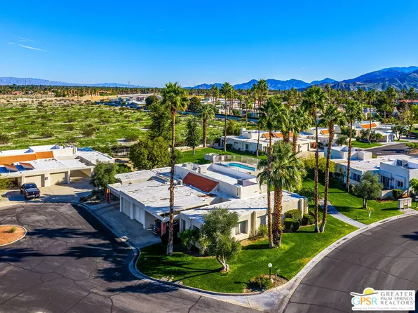 6129 Saint Andrews Plz, Palm Springs, CA 92264