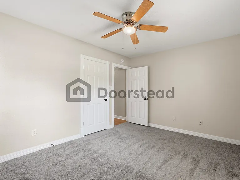 217 W Wilkins St — Photo 11