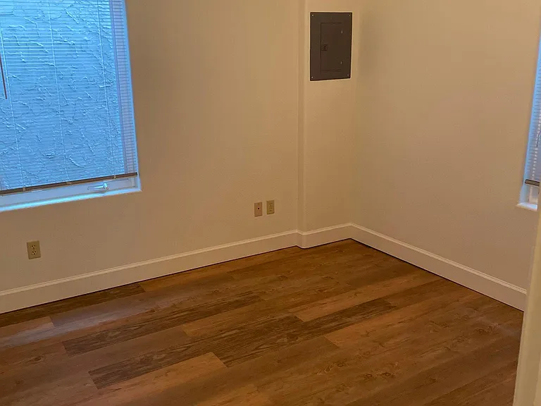 412 Mellus St #1 — Photo 7