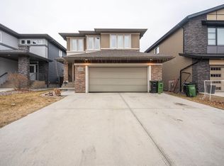 2060 Ware Rd NW, Edmonton, AB T6W 2W3