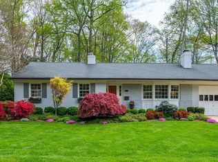 9413 Coral Ln, Alexandria, VA 22309
