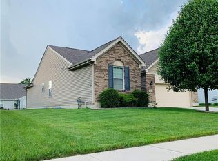 1486 Cameron Dr, Fairborn, OH 45324