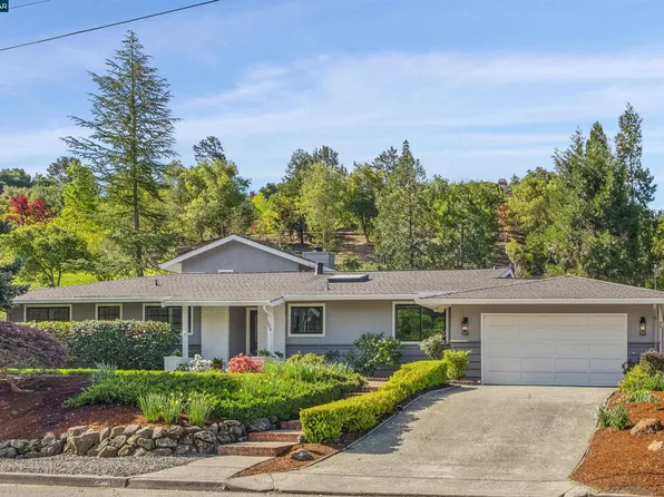 284 Scofield Dr, Moraga, CA 94556