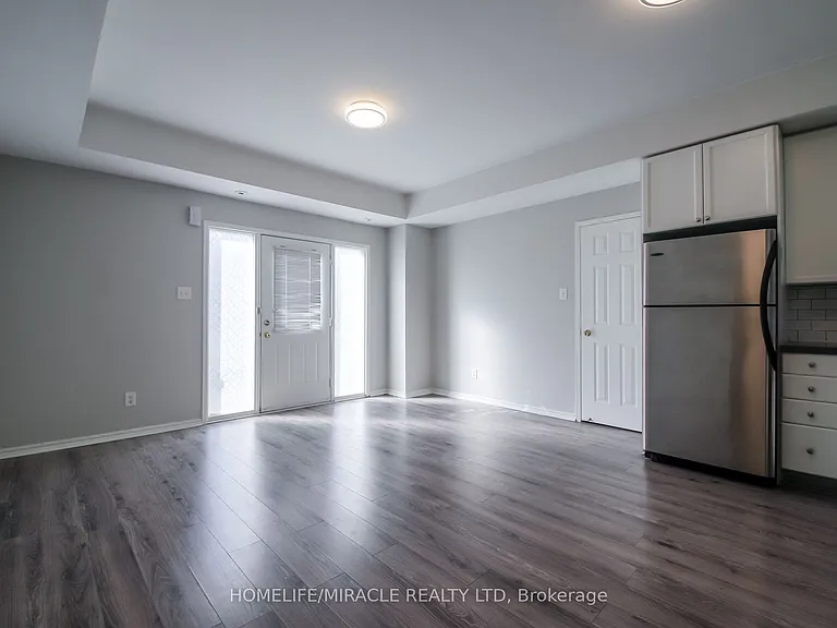 3056 Eglinton Ave W #62 — Photo 9