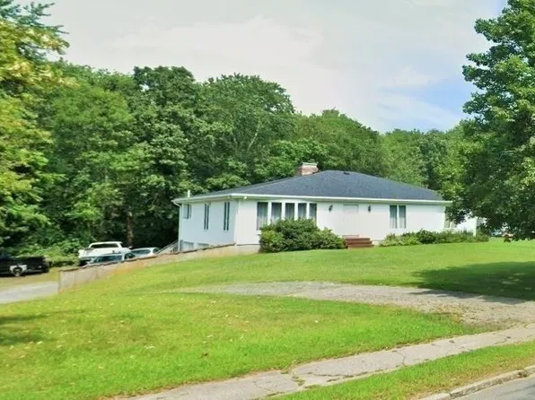 197 W Center St, West Bridgewater, MA 02379