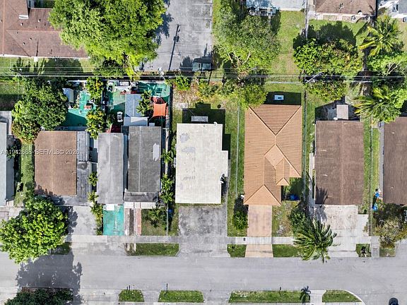 3rd image of 2821 NW 12th Ct
