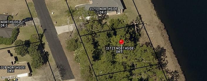 2nd image of 15723 Northside Dr E