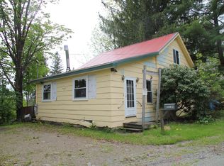 17 Beaver Hollow Rd, Lakewood, PA 18439