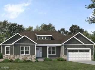 9 Constitution Ct, Newport, NC 28570