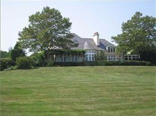 372 Indian Ave, Middletown, RI 02842