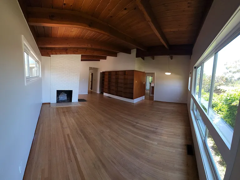 255 Chaplin Ln — Photo 2