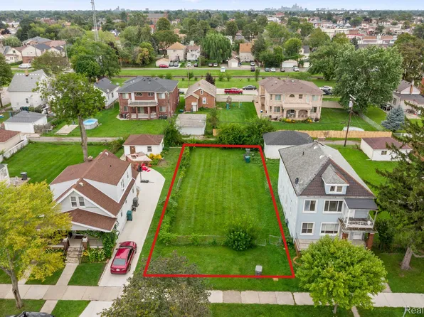 7320 Williamson St, Dearborn, MI 48126