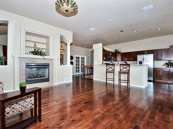 5th image of 9805 Kings Canyon Dr