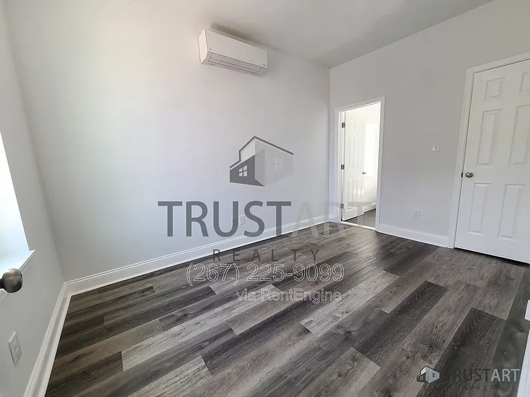 4732 Longshore Ave #4 — Photo 5