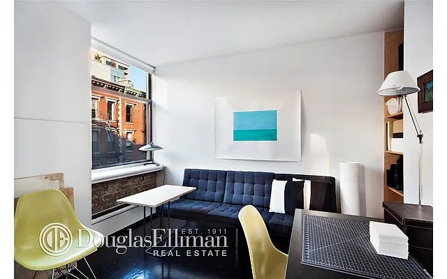 Sold by Douglas Elliman | media 17