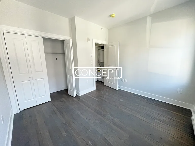 81 Park Dr #5CP — Photo 8