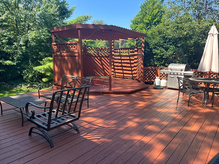 889 E Stonebridge Ct — Photo 9