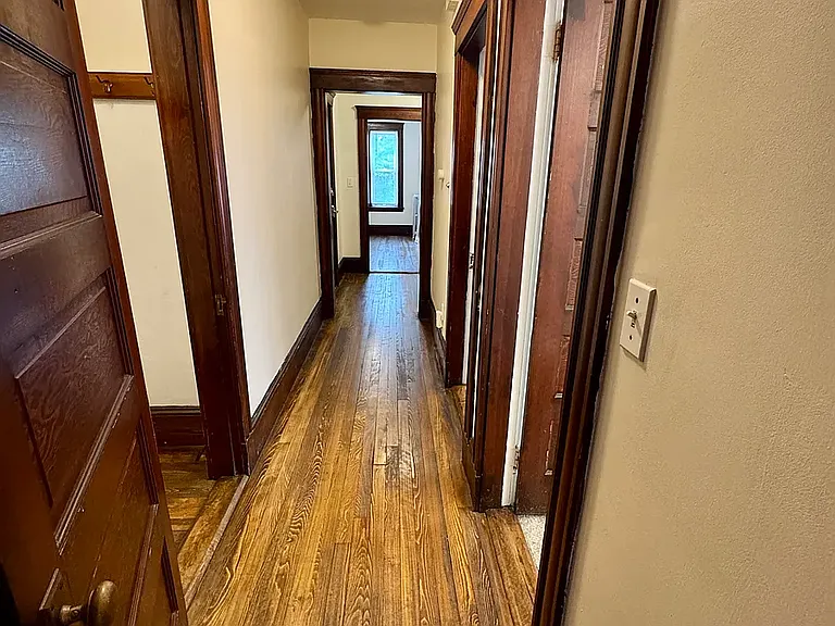 9 Fairfield St #1L — Photo 3