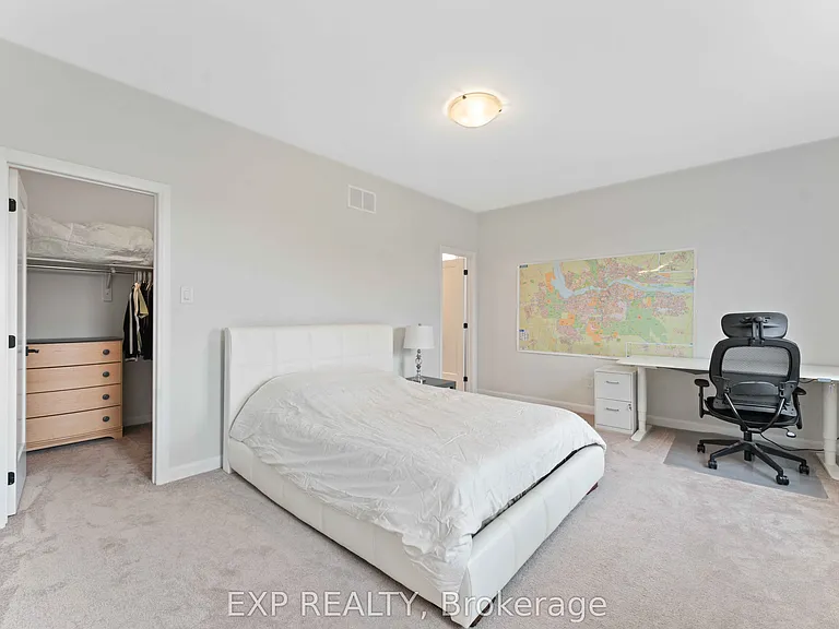 700 Coast Cir — Photo 13