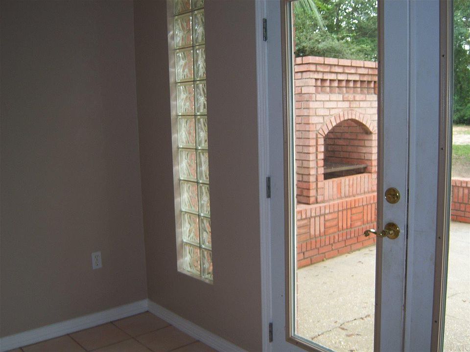 2nd image of 6525 Martin Rd