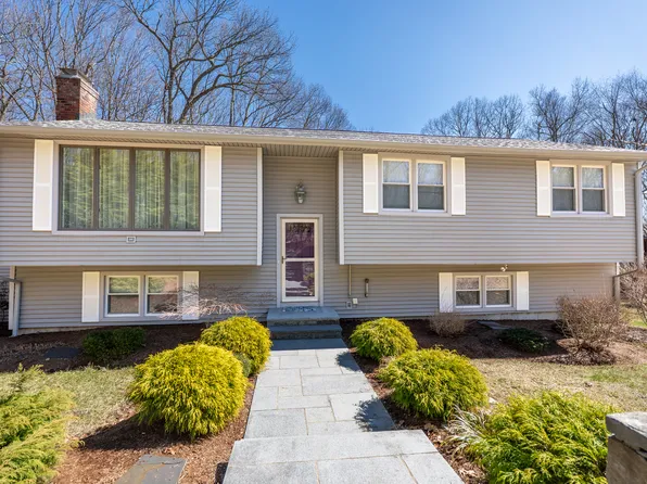 193 Old Coach Highway, Hamden, CT 06518